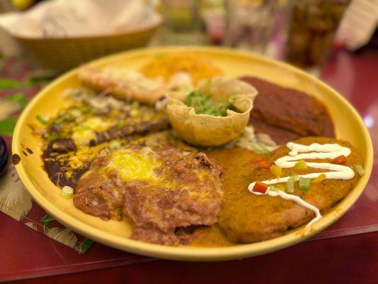 A Taste Of History (1996) Cheese Enchilada, Rolled Beef Taco, Chile Relleno And Pork Tamale, Spanish Rice and Refried Beans