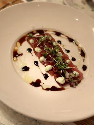 Tuna crudo