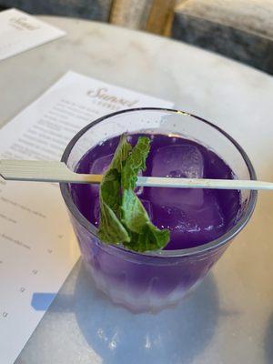 The gorgeous "Stir it Up" cocktail