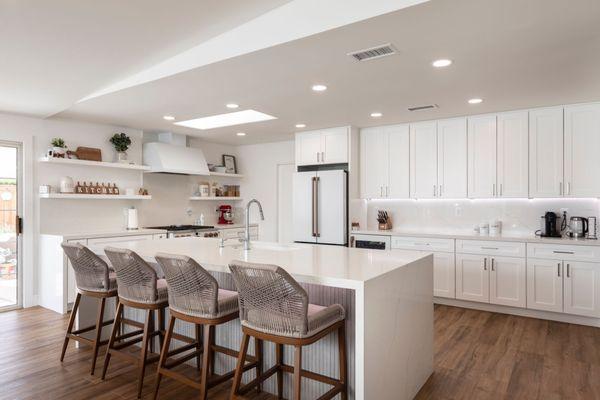 Kitchen Remodeling by Baraca Design & Remodeling