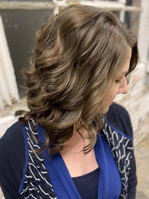 Women's Layered Haircut