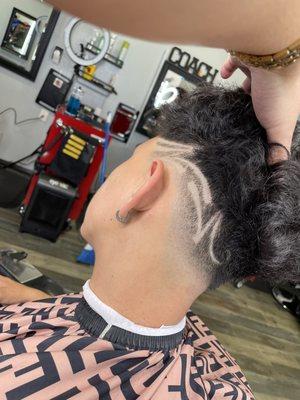 Freestyle designs and fades.   ricecuts.com   book with Pico!