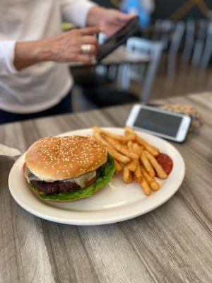 Jalapeño Burger & fries