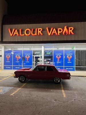 Valour Vapor