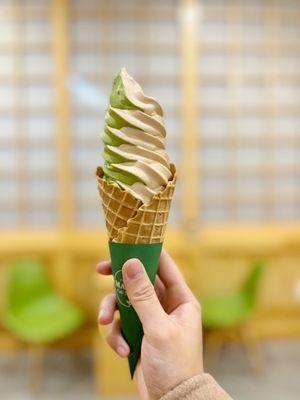 Matcha and milk tea soft serve 10/10