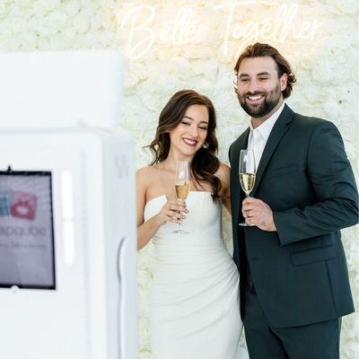 Snapqube-A Photo Booth Rental Company