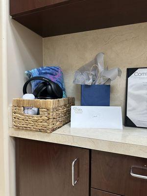 Comfort care package and first patient gift