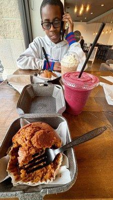 Pumpkin muffin, blueberry muffin, triple green berry smoothie, Flavored Cream Frappe