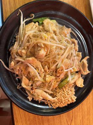 Pad Thai with chicken