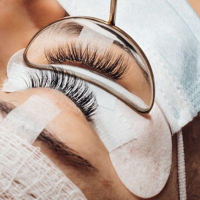 Natural Lash Extensions