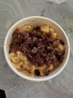 Mac & cheese with bacon