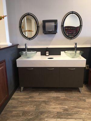 New double vanity sink