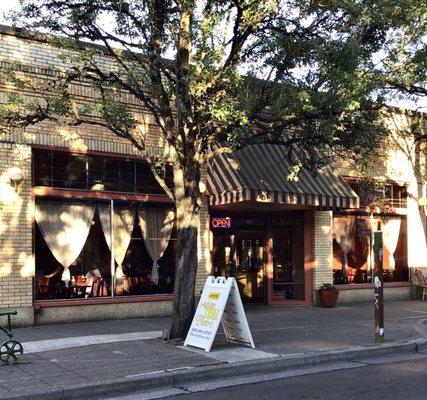 Front of restaurant...on Main Avenue.