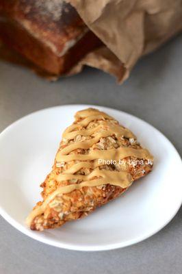 Seasonal Scone ($4) - Toasted Oat and Apple with Maple Glaze. It's good! Nice texture.