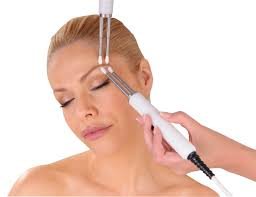 Micro-Current Face Lifting re-educates facial muscles, lifting and firming facial appearance. 
Fabulous !!