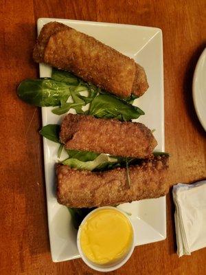 Cheesesteak eggrolls