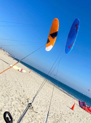 Foil kites. Captain Kirk's kitesurfing in Belmont Shore in California