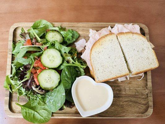 Salad and sandwich combo