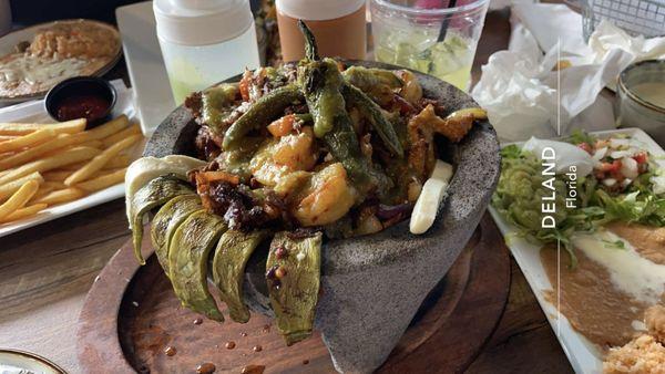 Molcajete