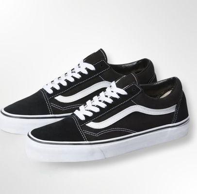 Old Skool Vans Classic Black and white