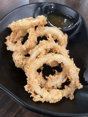 Calamari with yummy dipping sauce