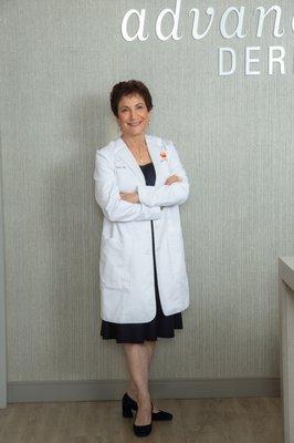 Dr. Taub at Advanced Dermatology