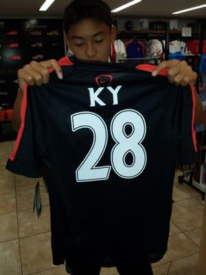 Personalized this Man U. Jersey for my son!  Looks awesome!