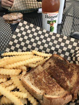 Late October & we're sitting outside, eating delish grilled cheese and fries!