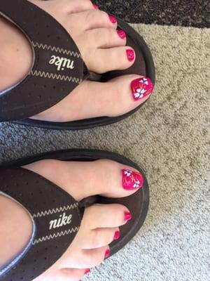 Design on my toes for tropical vacation!