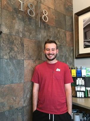 18|8 Fine Men's Salons - Burlington