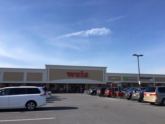 Weis Palmyra