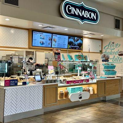 Cinnabon