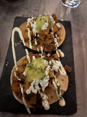 Tostadas de Chorizo con Papa