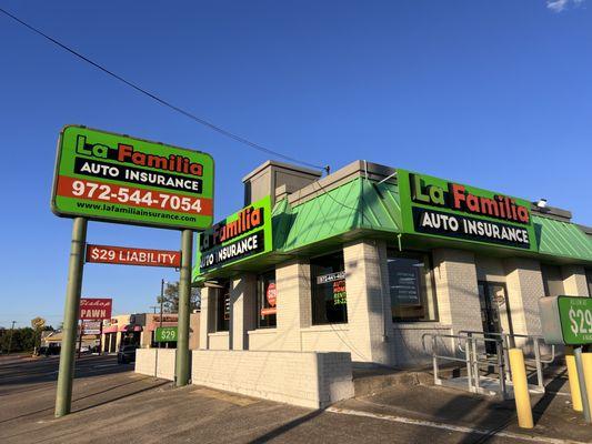 La Familia Auto Insurance & Tax Services