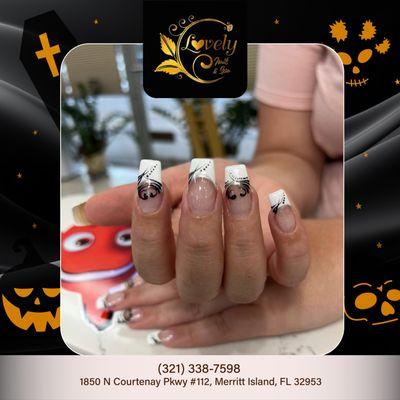 Hauntingly Beautiful Nails, Unmatched Expertise: Immerse Yourself in a Halloween Nail Affair of Luxury and Artistic Mastery!