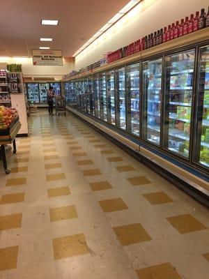 Ashland Market Basket -- King's Crossing : 49 Pond Street / Route 126, Ashland       Interior