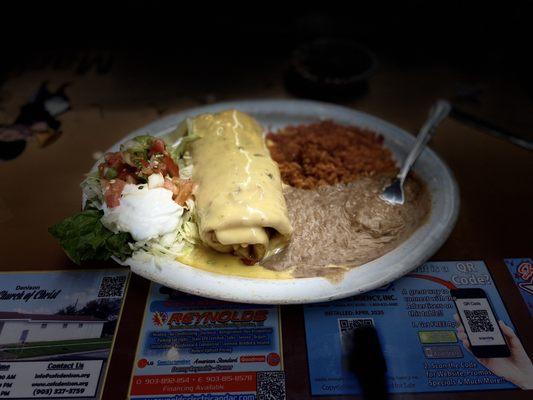 Steak "Mexican chimichanga" plate.