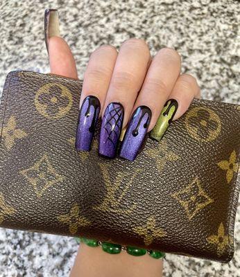 Spooky Season Nails done by LUCY