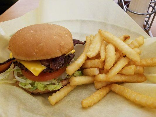 Not a bad burger. Fries good.