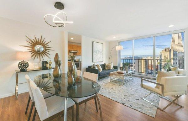 Perfect staging that brought sophistication and complimented the views!