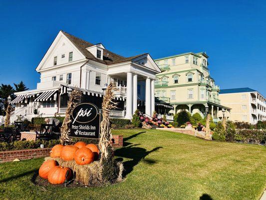 Peter Shields Inn -- storefront