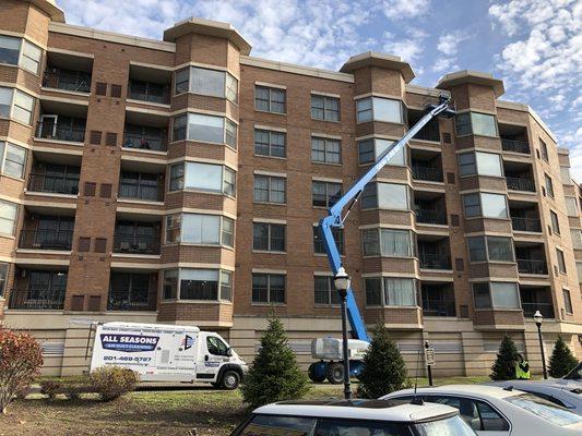 80ft boom lift for dryer cap replacements