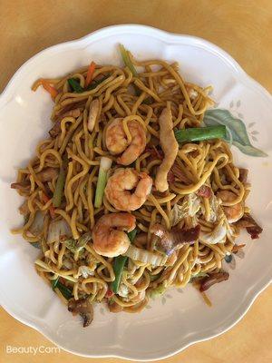 House Special Lo Mein