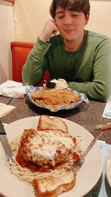 Catfish & Chips, and chicken Parmesan with pasta. (The chicken was the only good part of the dish)