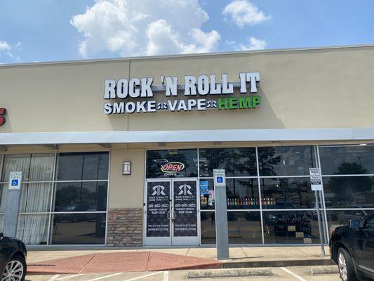 Rock N Roll It Vape, Smoke, Hemp, Hookahs and more!