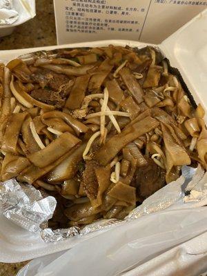 Beef chow fun