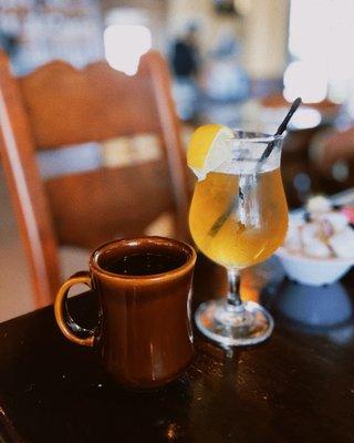 Cafe de Olla / $4.50 + Apple juice / $3.75