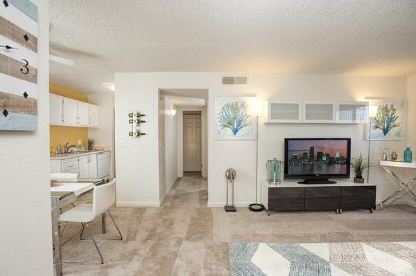 Visit our apartments for rent in Sacramento, California!