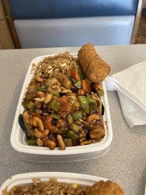 Cashew Chicken lunch special