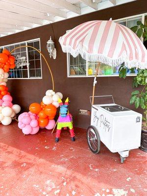 Icecream cart& balloon styling